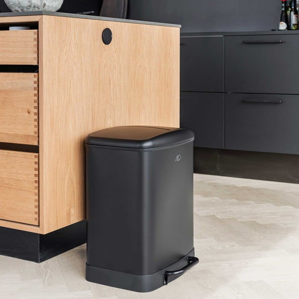 Črn kovinski koš za smeti za ločevanje odpadkov s pedalom 24 l Wonda – Mette Ditmer Denmark-image-1