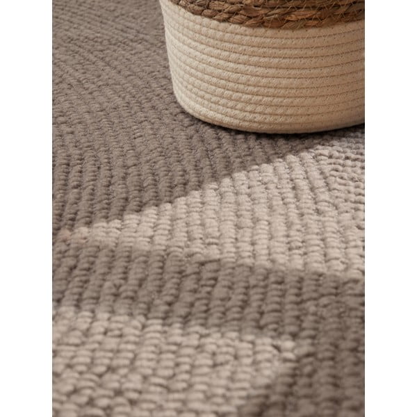 Sivorjava ročno tkana volnena preproga 120x180 cm Eleni Taupe – Hanse Home-image-4