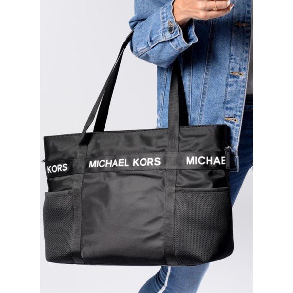 Črna torbica Michael Kors The Michael-image-1