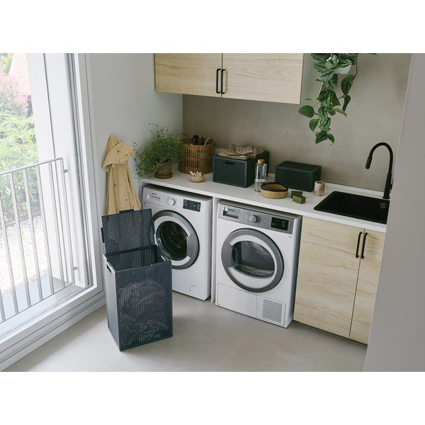 Temno siva škatla za shranjevanje s pokrovom iz reciklirane plastike 30x38x21 cm Kaya – Curver-image-1