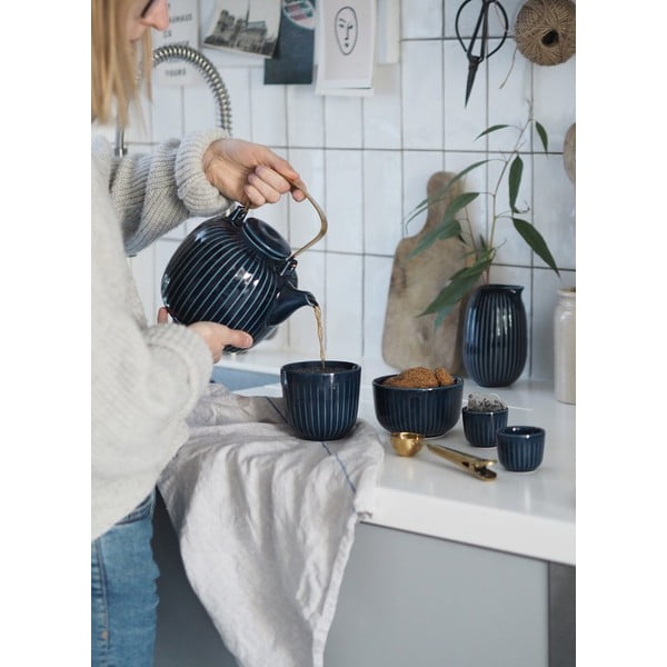 Temno moder porcelanast čajnik Kähler Design Hammershoi, 1,2 l-image-1
