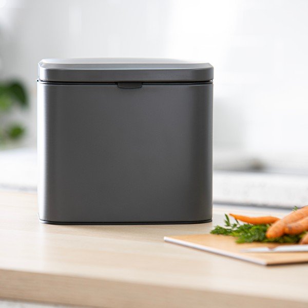 Temno siv koš za biološke odpadke 4 l Essentials – Ladelle-image-4