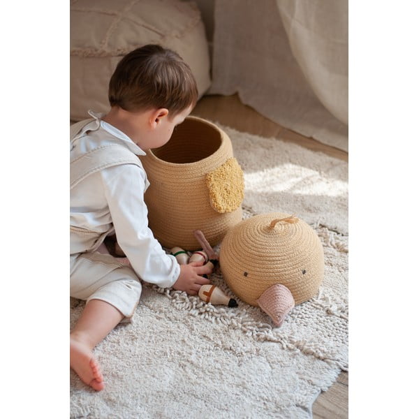 Rumena tekstilna otroška škatla za shranjevanje ø 25x30 cm Charlie the Chicken – Lorena Canals-image-2