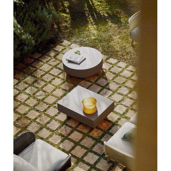 Betonska okrogla vrtna klubska mizica ø 60 cm Garbet – Kave Home-image-2