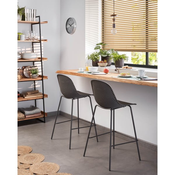 Antracitno siv kovinski/plastičen vrtni barski stol Quinby – Kave Home-image-2