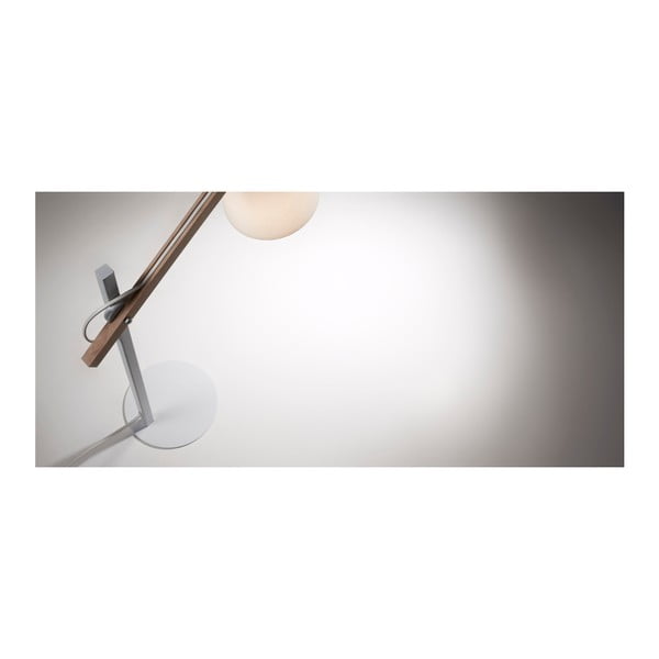 Bela namizna svetilka iz masivne akacije s tekstilnim senčilom (višina 65 cm) Kosta – Kave Home-image-3