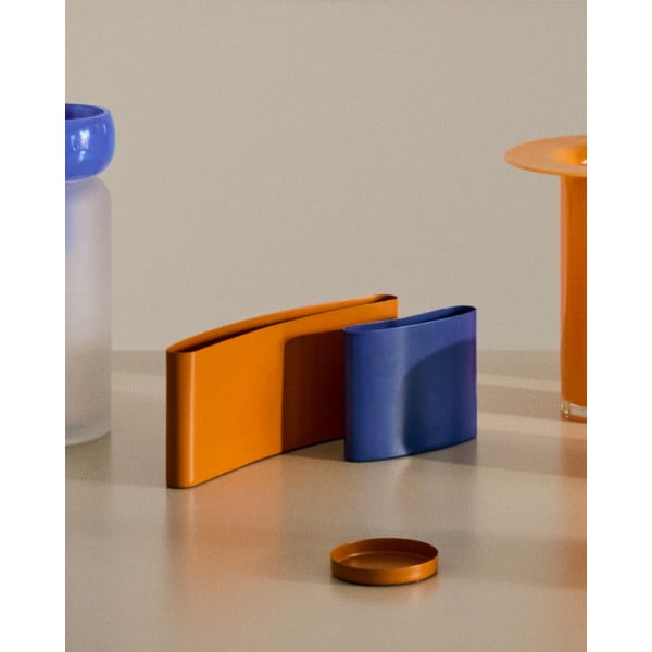 Kovinski svečnik Mistra – Kave Home-image-1