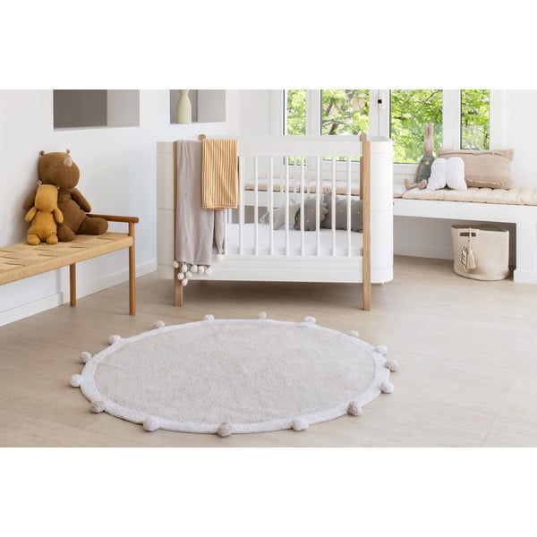 Svetlo siva pralna ročno tkana bombažna otroška preproga ø120 cm Bubbly – Lorena Canals-image-1