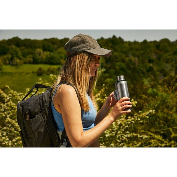 Termovka iz nerjavečega jekla v srebrni barvi 500 ml – Black + Blum-image-2