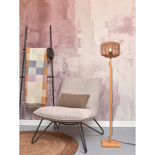 Stoječa svetilka v naravni barvi s senčnikom iz ratana (višina 130 cm) Tanami – Good&Mojo-image-1