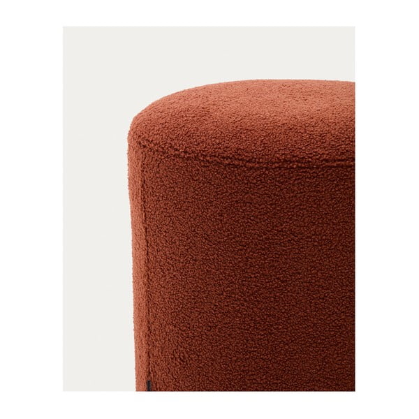Tabure iz tkanine bouclé v barvi terakote Kaeli – Kave Home-image-2