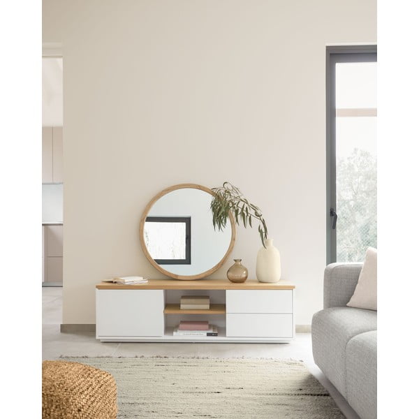 Bela TV omarica v hrastovem dekorju 150x44x36 cm Abilen – Kave Home-image-1