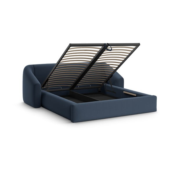 Temno modra oblazinjena zakonska postelja s prostorom za shranjevanje z letvenim dnom 160x200 cm Campi – Cosmopolitan Design-image-2