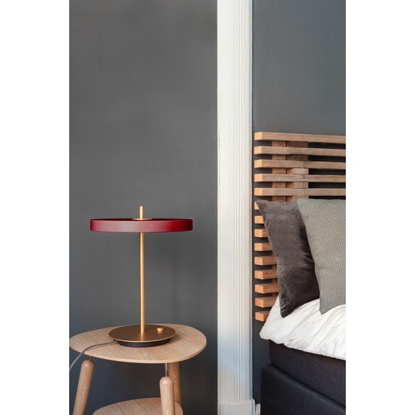 Bordo rdeča LED zatemnitvena namizna svetilka s kovinskim senčnikom (višina 41,5 cm) Asteria Table – UMAGE-image-4