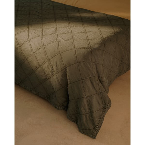 Zeleno bombažno prešito pregrinjalo 180x260 cm Serla – Kave Home-image-1