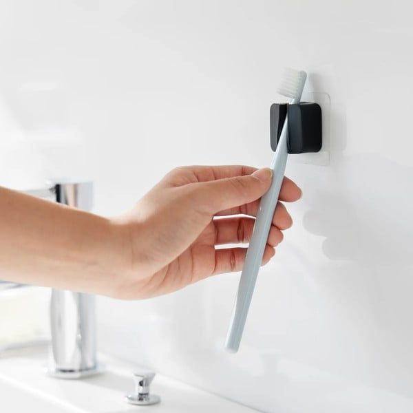 Črna silikonska večnameska držala v kompletu 2 ks Film Hook – YAMAZAKI-image-3