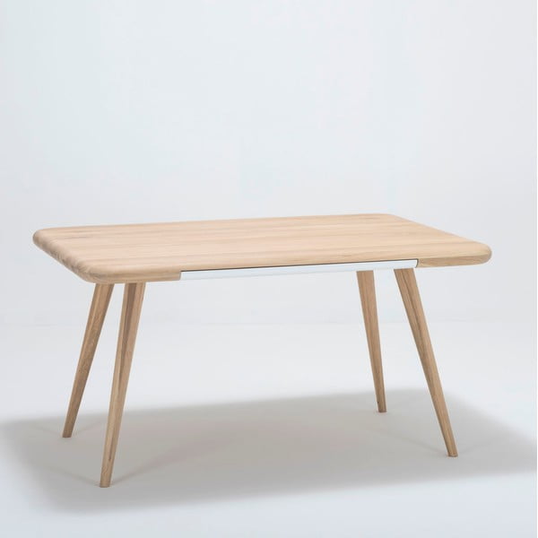 Jedilna miza iz hrastovega lesa Gazzda Ena One, 140 x 100 x 75 cm