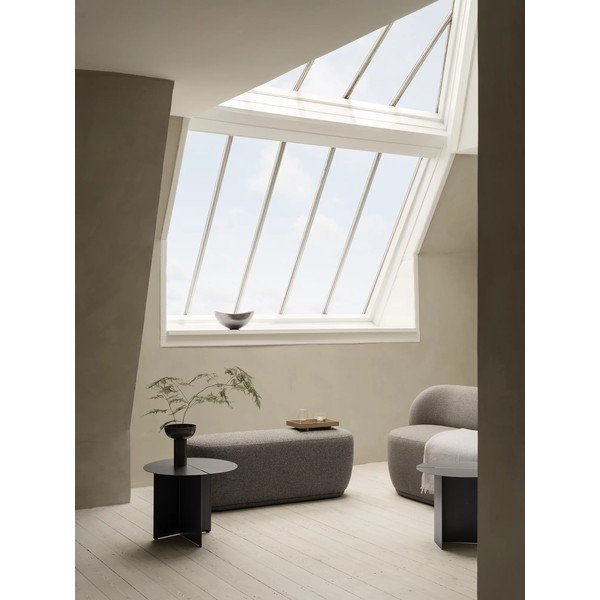 Kovinska okrogla stranska mizica ø 50 cm Oru – Blomus-image-1