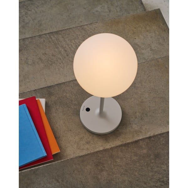 LED zatemnitvena prenosljiva zunanja svetilka z daljinskim upravljalnikom na USB ø 16 cm Dinesh – Kave Home-image-1