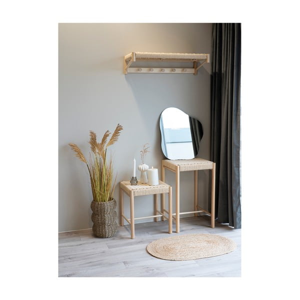 Stenski obešalnik iz masivnega topola s polico Abano – House Nordic-image-1