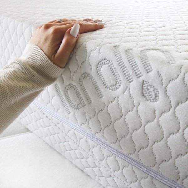 Srednje trda vzmetnica iz pene 180x200 cm Blue magic – Materasso-image-1