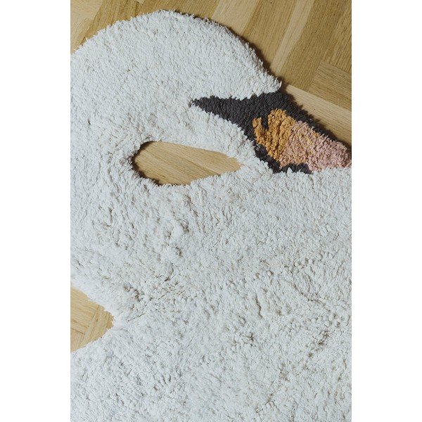 Kremno bela ročno tkana pralna bombažna otroška preproga 100x120 cm Swan – Lorena Canals-image-3