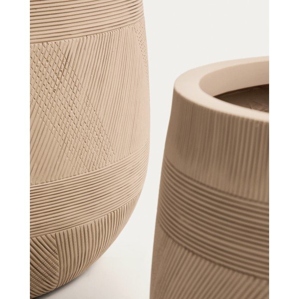Betonski okrasni cvetlični lonci v kompletu 2 ks ø 50 cm Tival – Kave Home-image-4