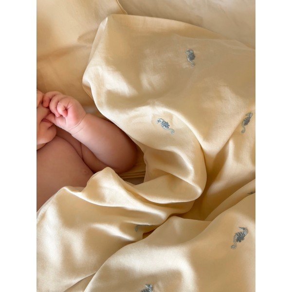 Svetlo rumena otroška posteljnina za otroško posteljico iz organskega bombaža 70x100 cm Sea Garden – Cam Cam Copenhagen-image-1