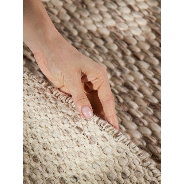 Bež/v naravni barvi ročno tkana volnena okrogla preproga ø 200 cm Lyon Beans – Elle Decoration-image-3