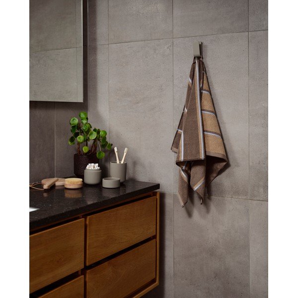 Rjava/bež bombažna brisača 50x100 cm Sauna – Zone-image-1