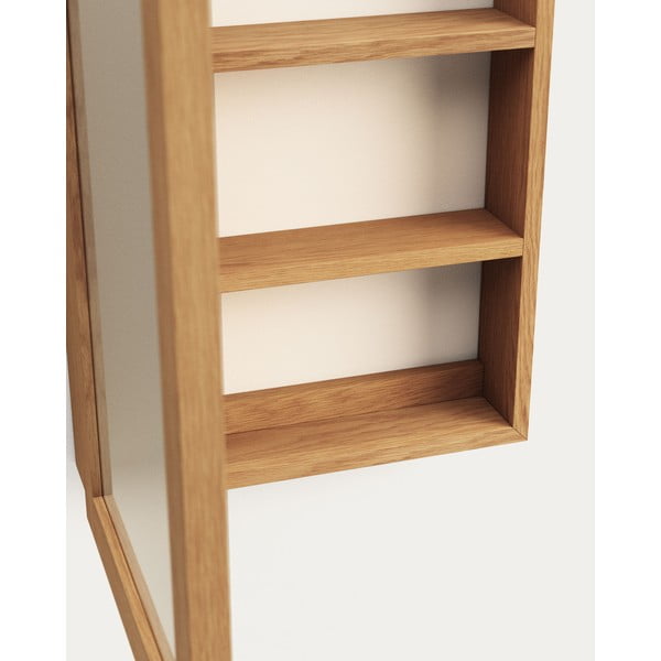 Stenska kopalniška omarica z ogledalom iz masivnega tika 50x70 cm Plubia – Kave Home-image-4