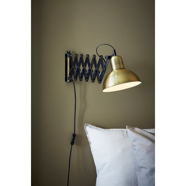 Stenska svetilka v zlati barvi Riggs – Markslöjd-image-1