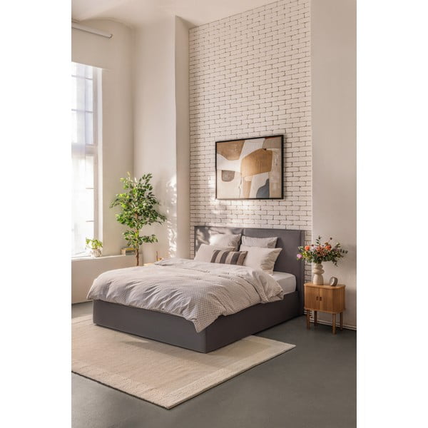 Siva oblazinjena zakonska postelja s prostorom za shranjevanje z vzmetnico in letvenim dnom 160x200 cm Thessa Bold – Bonami Selection-image-1