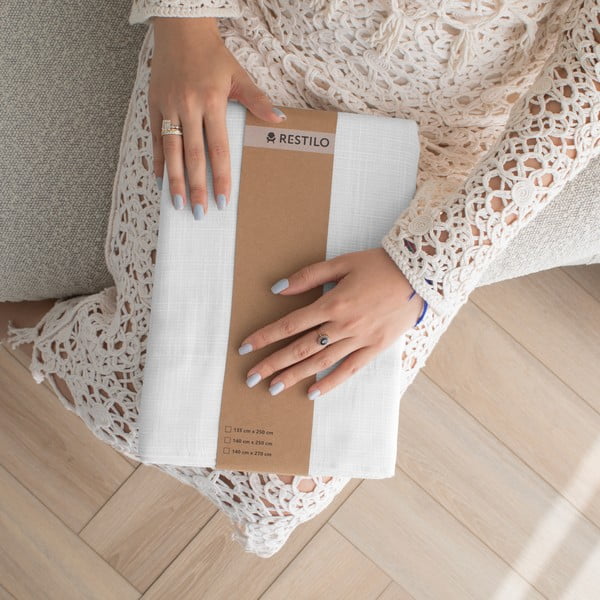 Bela zavesa 140x270 cm Valeta – Restilo-image-2