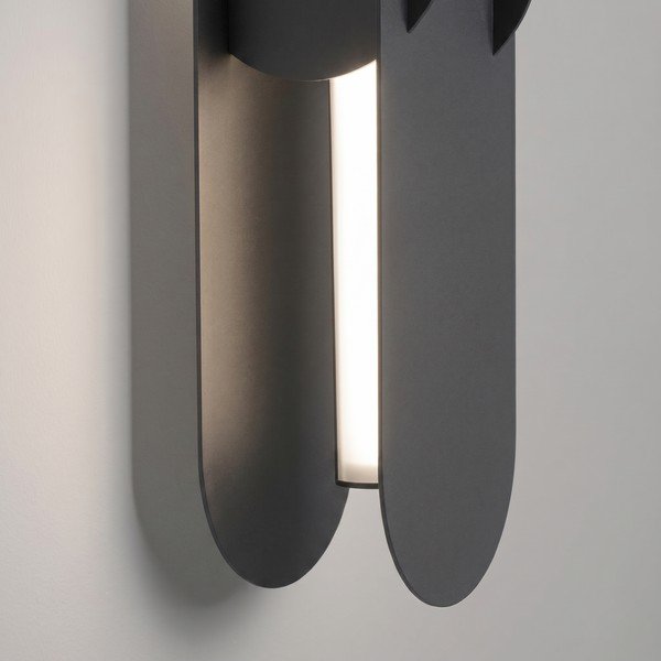 Črna kovinska LED stenska svetilka CHAIN – Thoro-image-4