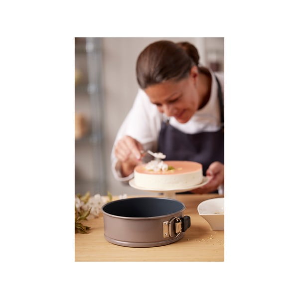 Jeklen model za torto ø 24 cm – Blomsterbergs-image-3