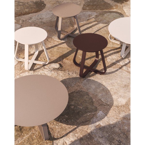 Kovinska okrogla vrtna mizica ø 48 cm Tamaris – Kave Home-image-1