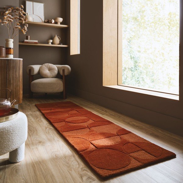 Ročno tkan volnen tekač v barvi terakote 60x230 cm Gigi – Flair Rugs-image-1