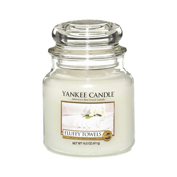 Dišeča sveča Yankee Candle Fluffy Towels, čas gorenja 65 - 90 ur