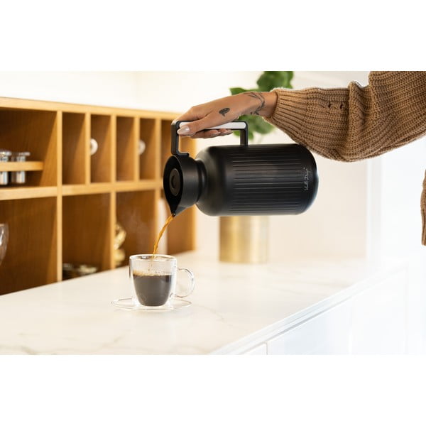 Mat črna termoska 1 l Lungo – Vialli Design-image-4