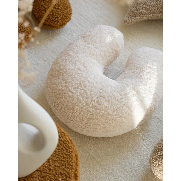 Kremno bela otroška blazina bouclé U – Wigiwama-image-2