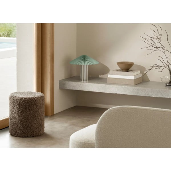 Zatemnitvena namizna svetilka s tekstilnim senčilom v rumeni in srebrni barvi ( višina 36 cm) Taite – Blomus-image-4