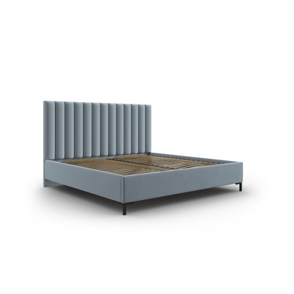Svetlo modra oblazinjena zakonska postelja s prostorom za shranjevanje z letvenim dnom 200x200 cm Casey – Mazzini Beds