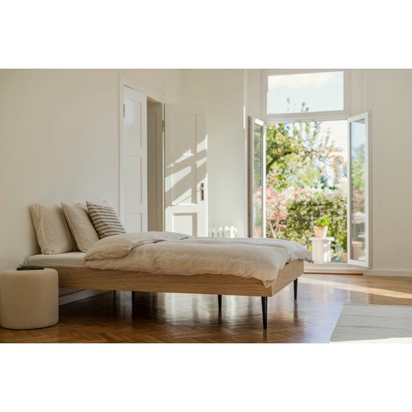 Črna zakonska postelja iz iverne plošče brez vzglavja z letvenim dnom 160x200 cm Streiko – noo.ma-image-2