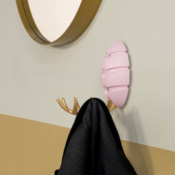 Svetlo rožnat/v zlati barvi plastičen stenski obešalnik Bug – Spinder Design-image-4