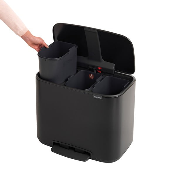 Mat črn jeklen koš za smeti za ločevanje odpadkov s pedalom  33 l Bo – Brabantia-image-3