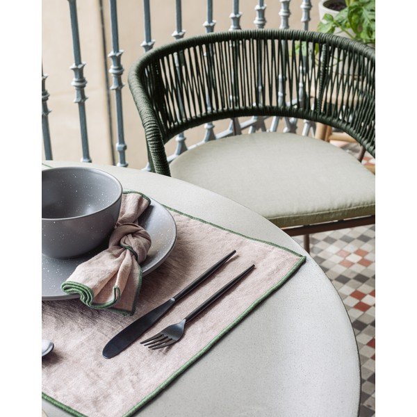 Betonska zunanja jedilna miza Kave Home Itai, ⌀ 90 cm-image-4