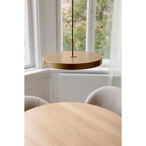 LED viseča svetilka v zlati barvi s kovinskim senčnikom ø 43 cm Asteria Medium – UMAGE-image-1