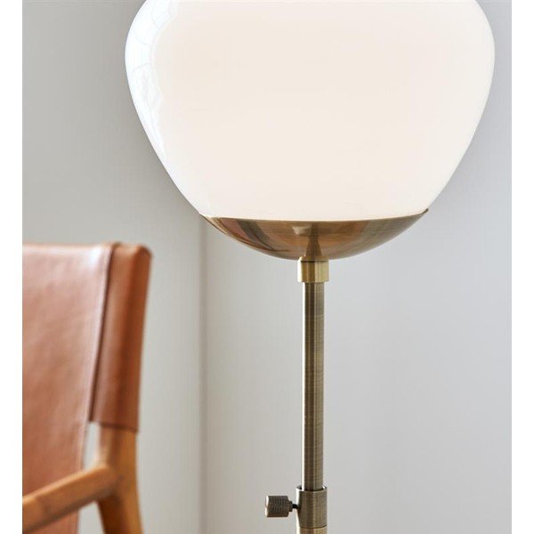 Zlata namizna svetilka Markslöjd Rise, višina 75 cm-image-1