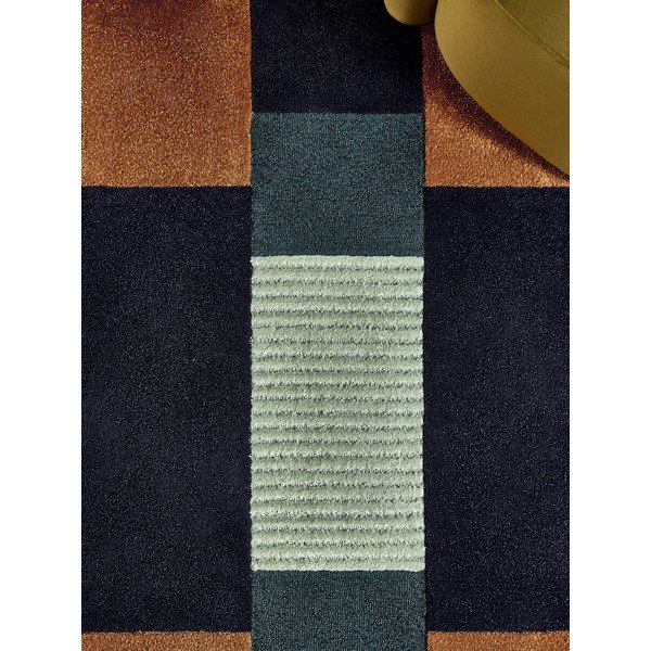 Temno modra ročno tkana preproga iz recikliranih vlaken 120x170 cm Franka – MADE-image-4